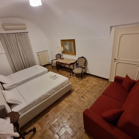 Luxury 2 Bedroom Apartment In The Heart Of Roma Bagian luar foto
